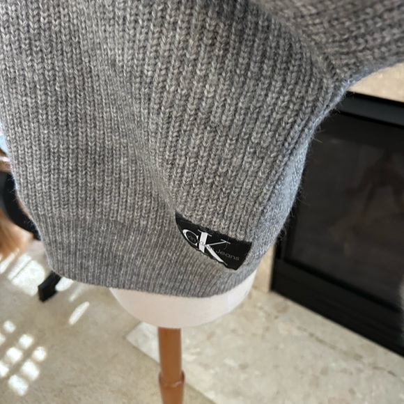 Calvin Klein Jeans Gray Oversized Half Zip Sweater - Picture 4 of 9